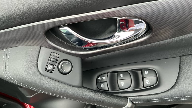 Nissan Qashqai 1.3 DiG-T Tekna 5dr Petrol Hatchback